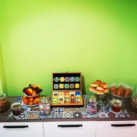 Guglielmo's House Couette-café